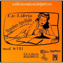 ExLibris Leyendo en la cama